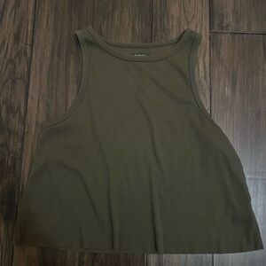 Green tank size small